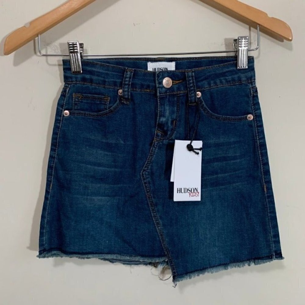 NWT Hudson Kids Dark Wash Distressed Denim Skirt size 8